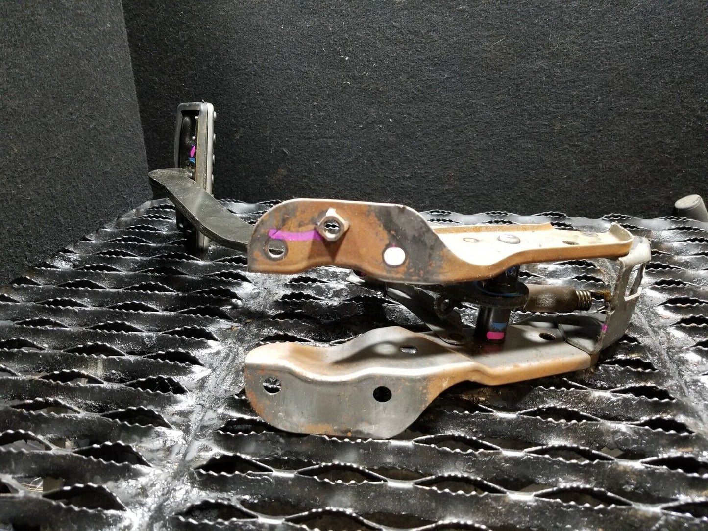 04 05 06 07 08 Acura Tl Type-s Brake Pedal OEM