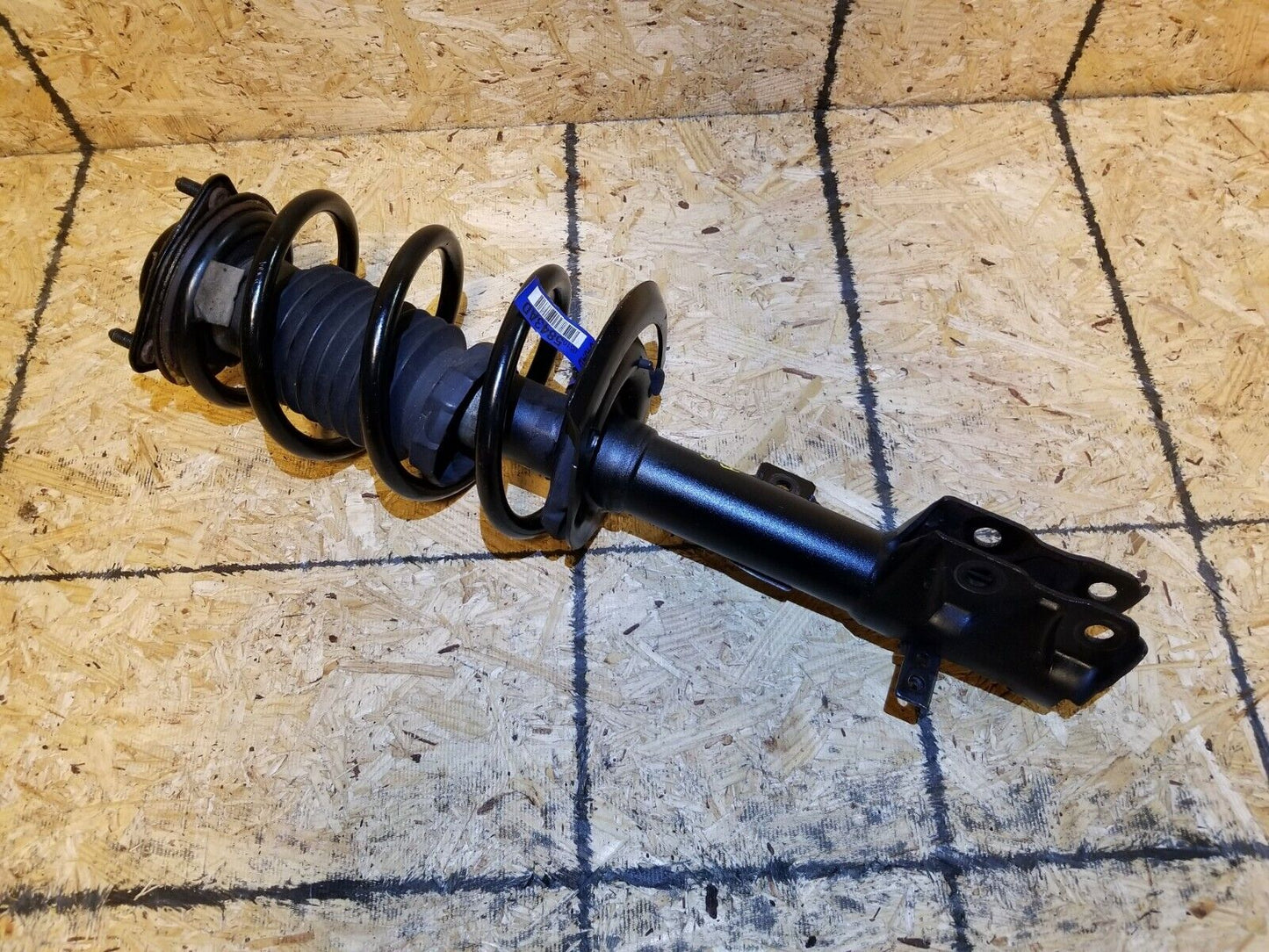 11 12 Dodge Caliber Front Shock Strut Absorber Driver Side Left OEM