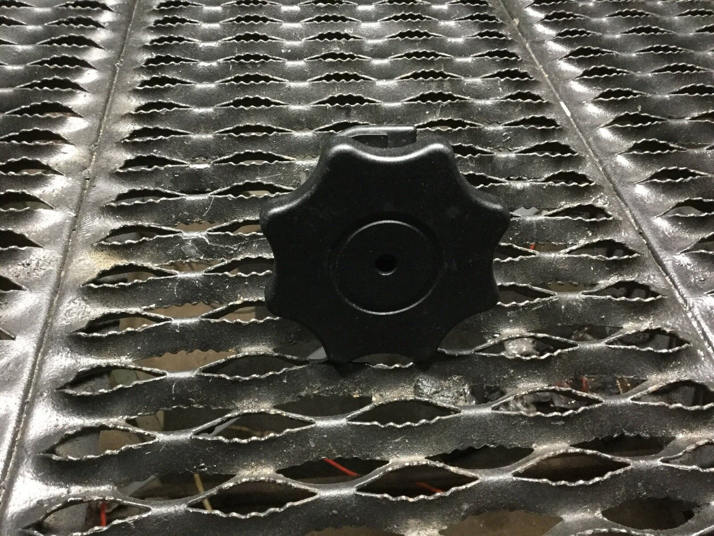 05 06 07 08 Audi A4 Spare Tire Holder OEM