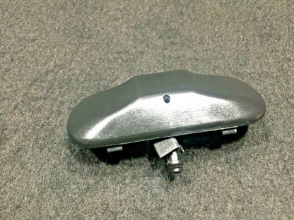 11 12 13 14 15 VW Jetta Windshield Washer Sprayer Jet / Nozzle OEM 62k