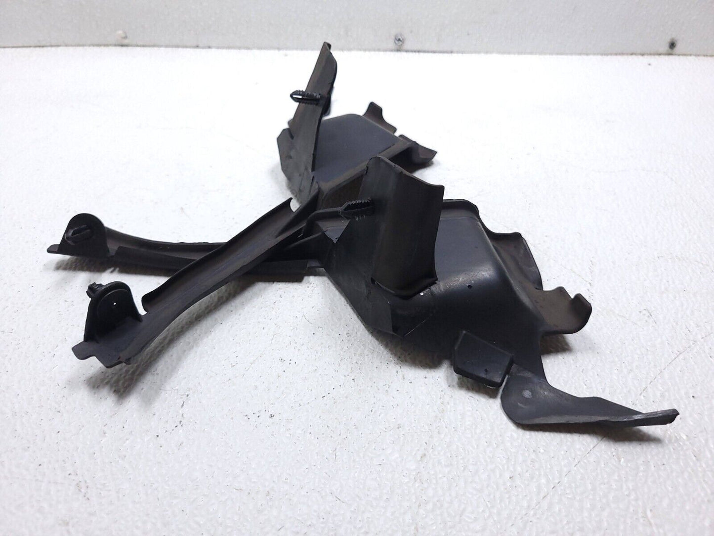 06 07 08 09 10 11 Mercedes Ml500 Front  Radiator Baffle Cover Panel Pair OEM