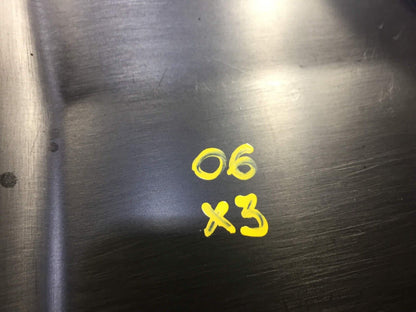 04 05 06 BMW X3 E83 3.0l Ecu Electronic Box Cover 7521582 OEM D34