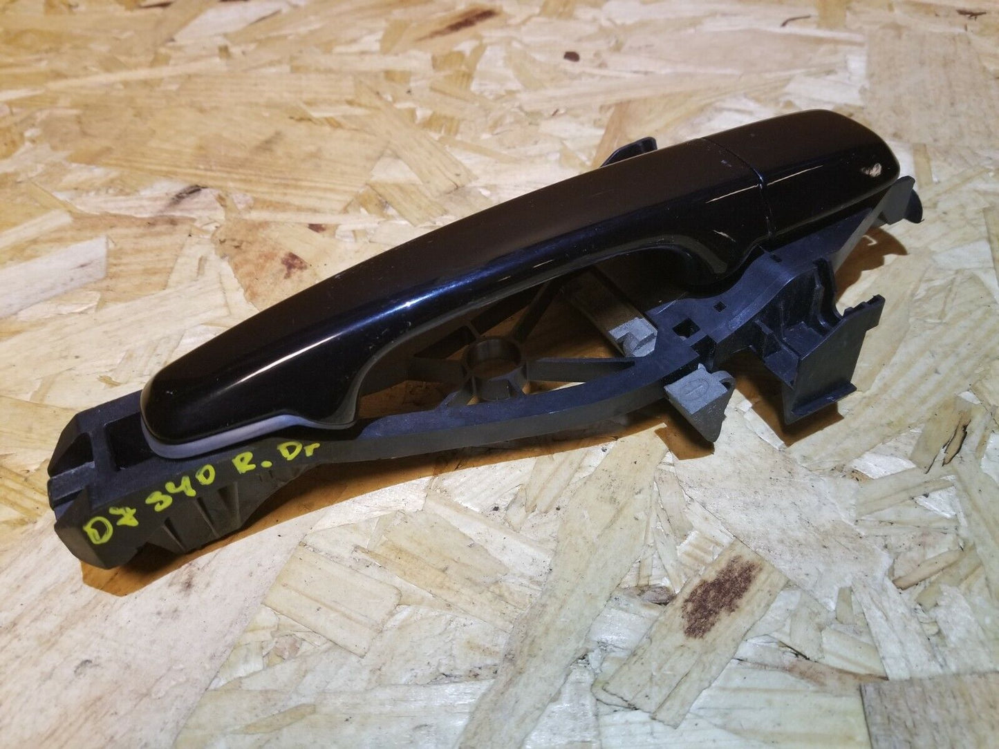 05 06 07 Volvo S40 Rear Left Driver Side Exterior Door Handle OEM