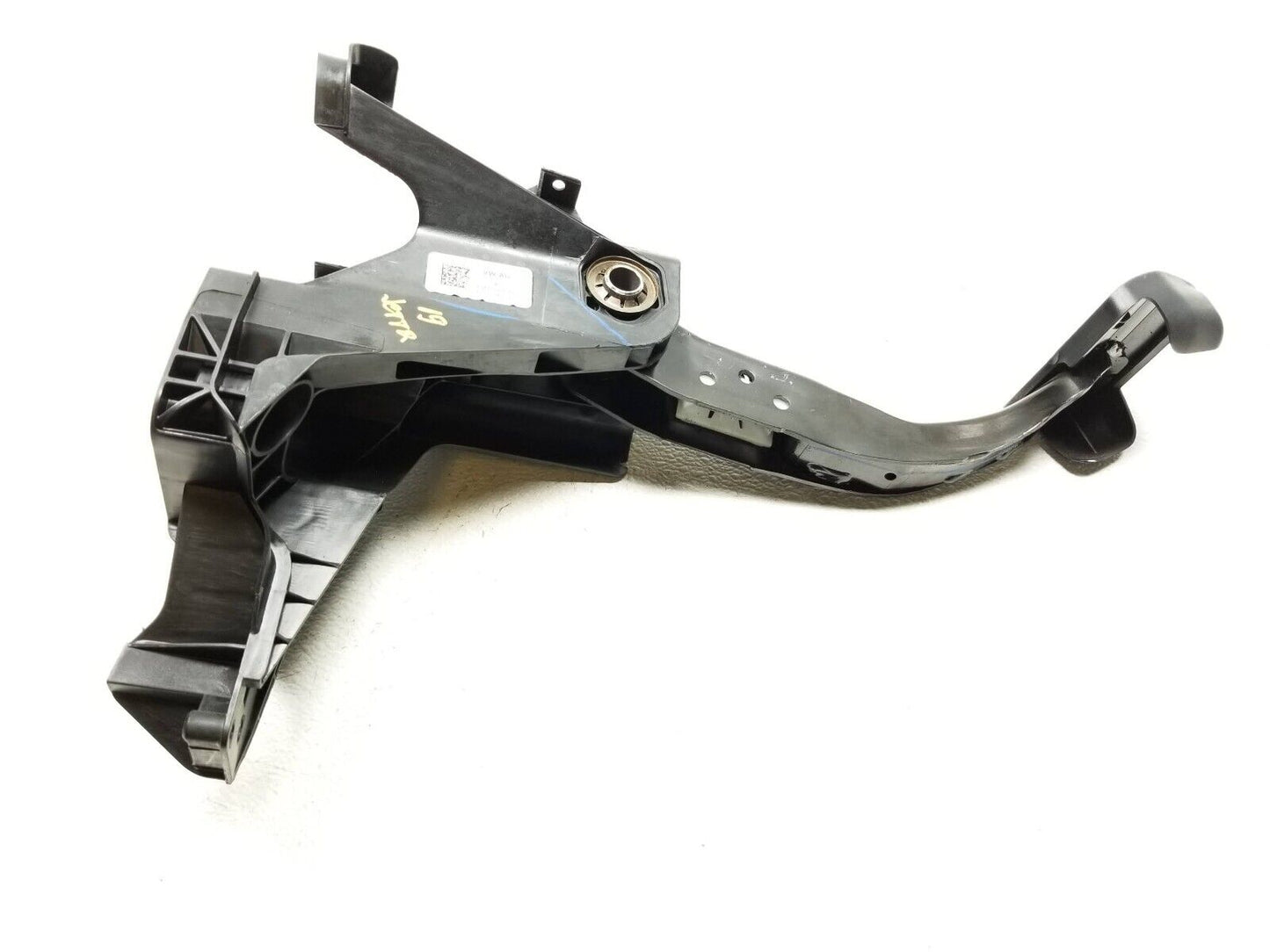 19 20 21 Volkswagen Jetta Brake Pedal 5qm723058k OEM