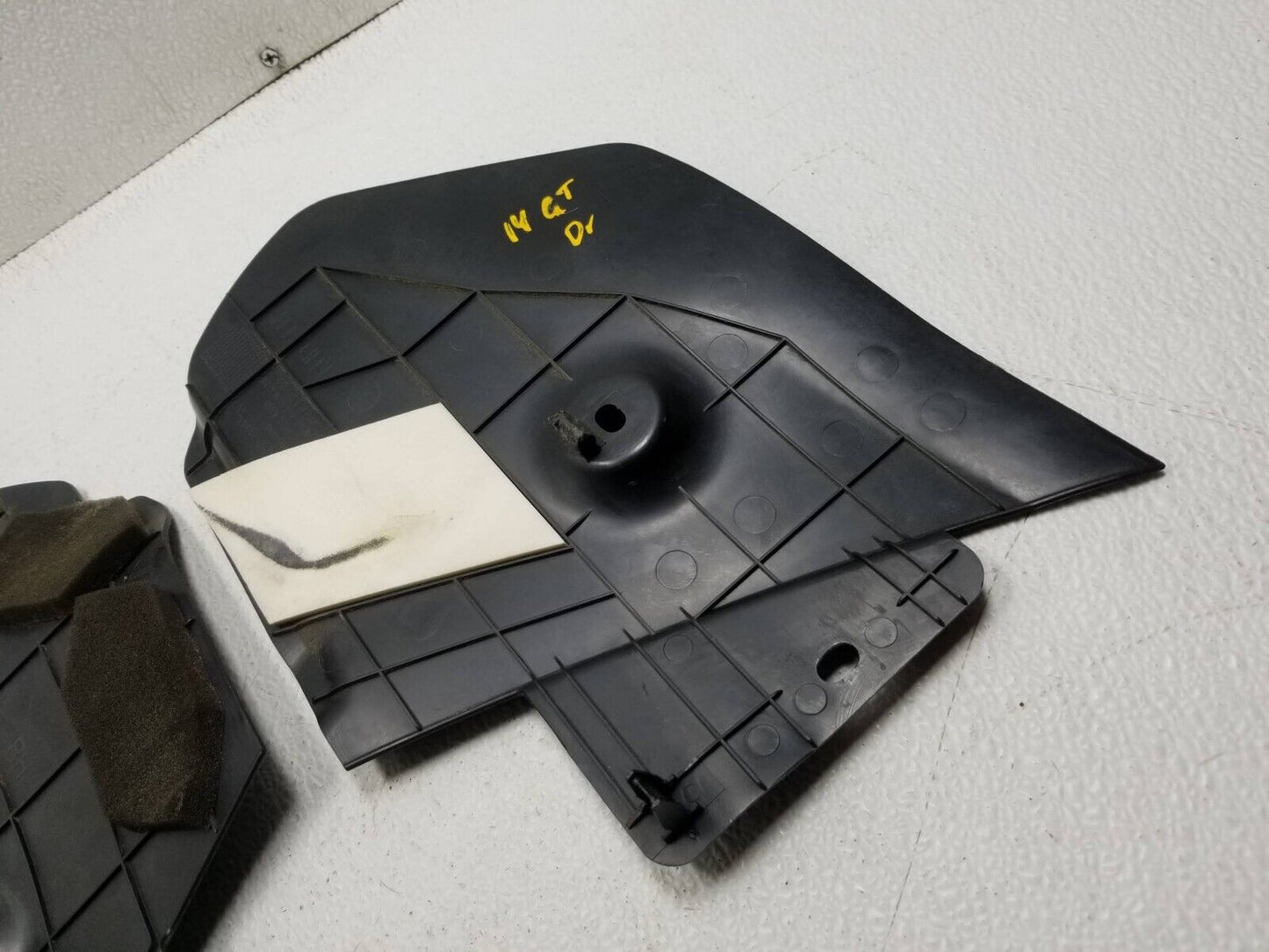 14 15 16 17 Hyundai Elantra Gt Center Console Cover Trim Left & Rigth Pair OEM