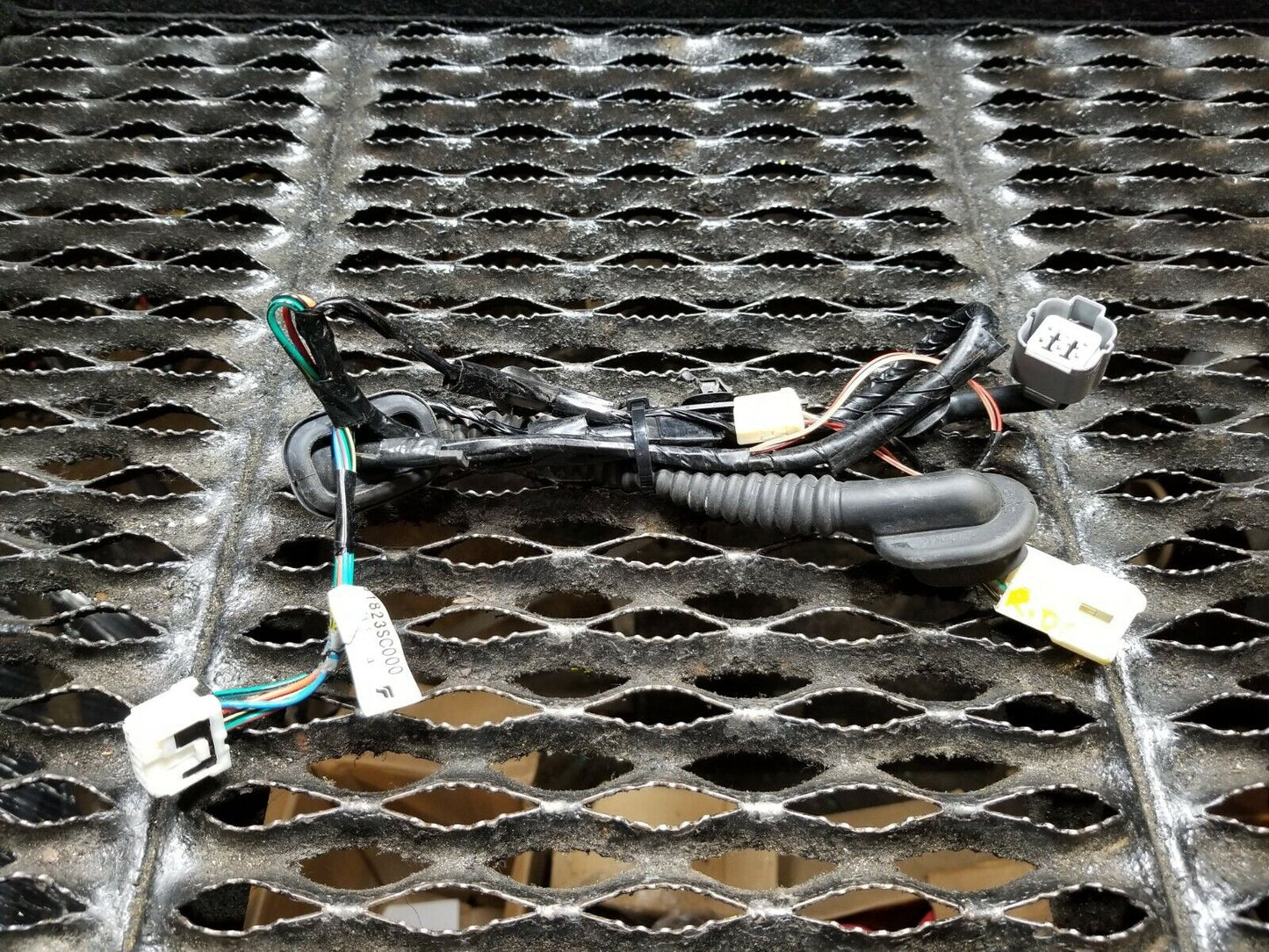 11 12 13 Subaru Forester Rear Left Driver Side Door Wire Harness 81823sc OEM 33k