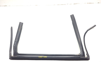 14 15 16 17 18 Jeep Cherokee Door Window Frame Seal Rear Right Pass Side OEM