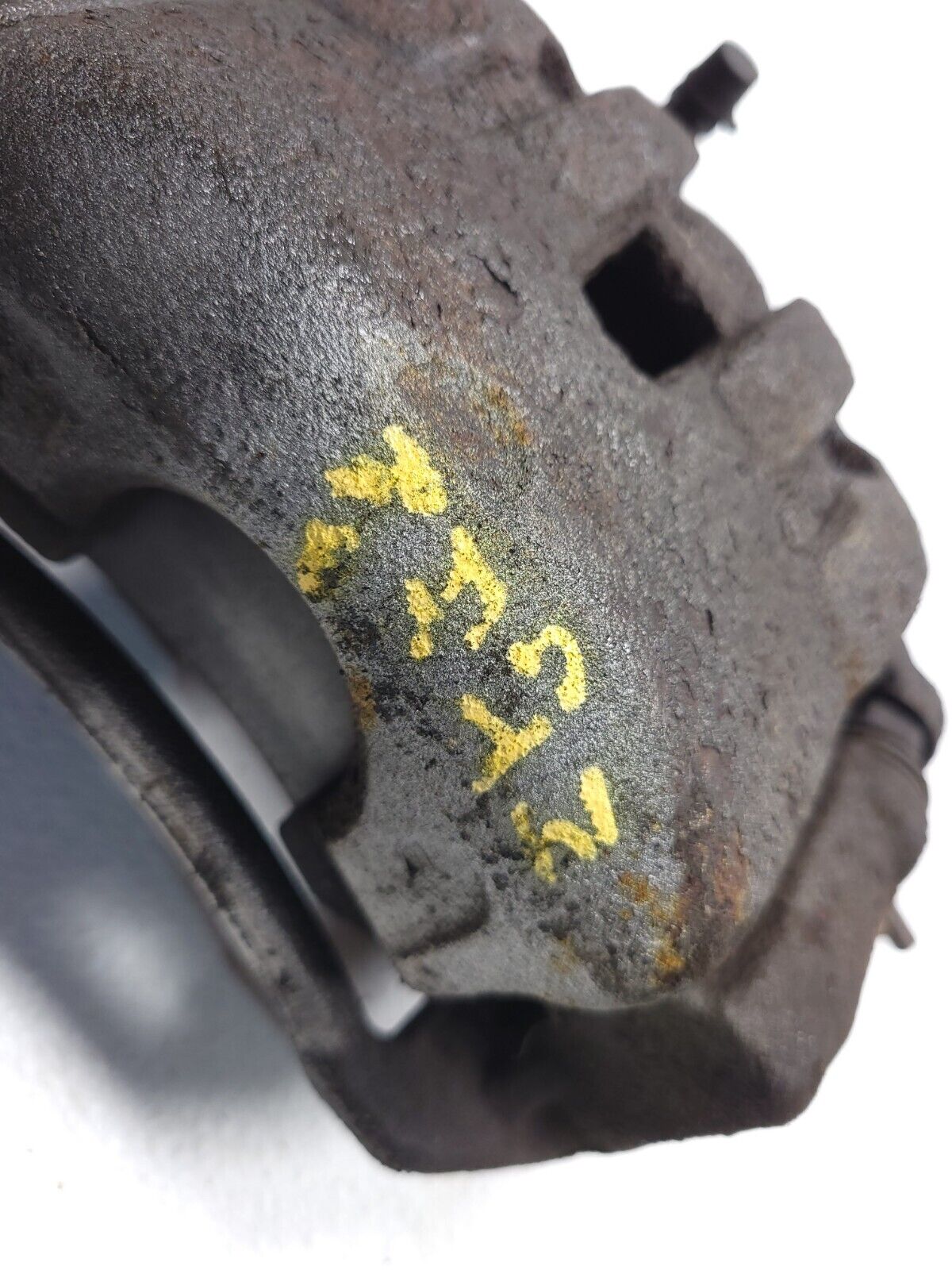 14 15 16 17 Hyundai Elantra Gt Brake Caliper Front Right Passenger Side OEM