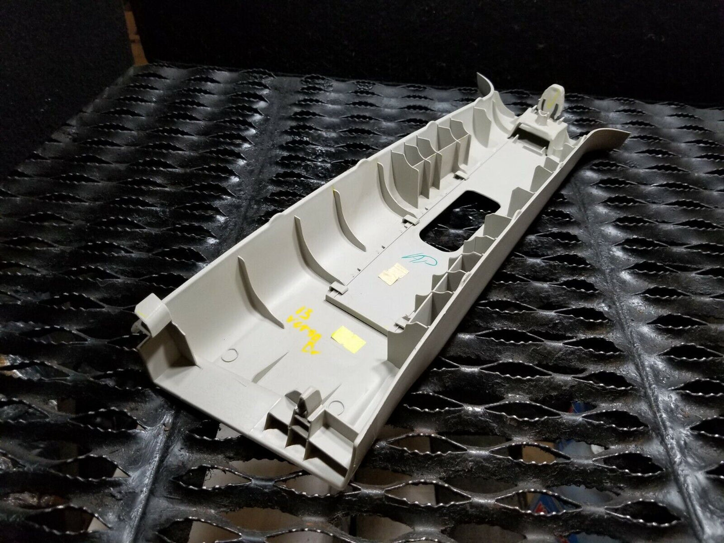 13 14 15 16 Nissan Versa Sdn Left Driver Side Upper B Pillar Trim Panel OEM 95k