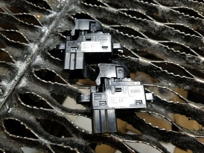 16 17 18 Nissan Sentra Rear Door Window Regulator Switch Left & Right OEM 40k