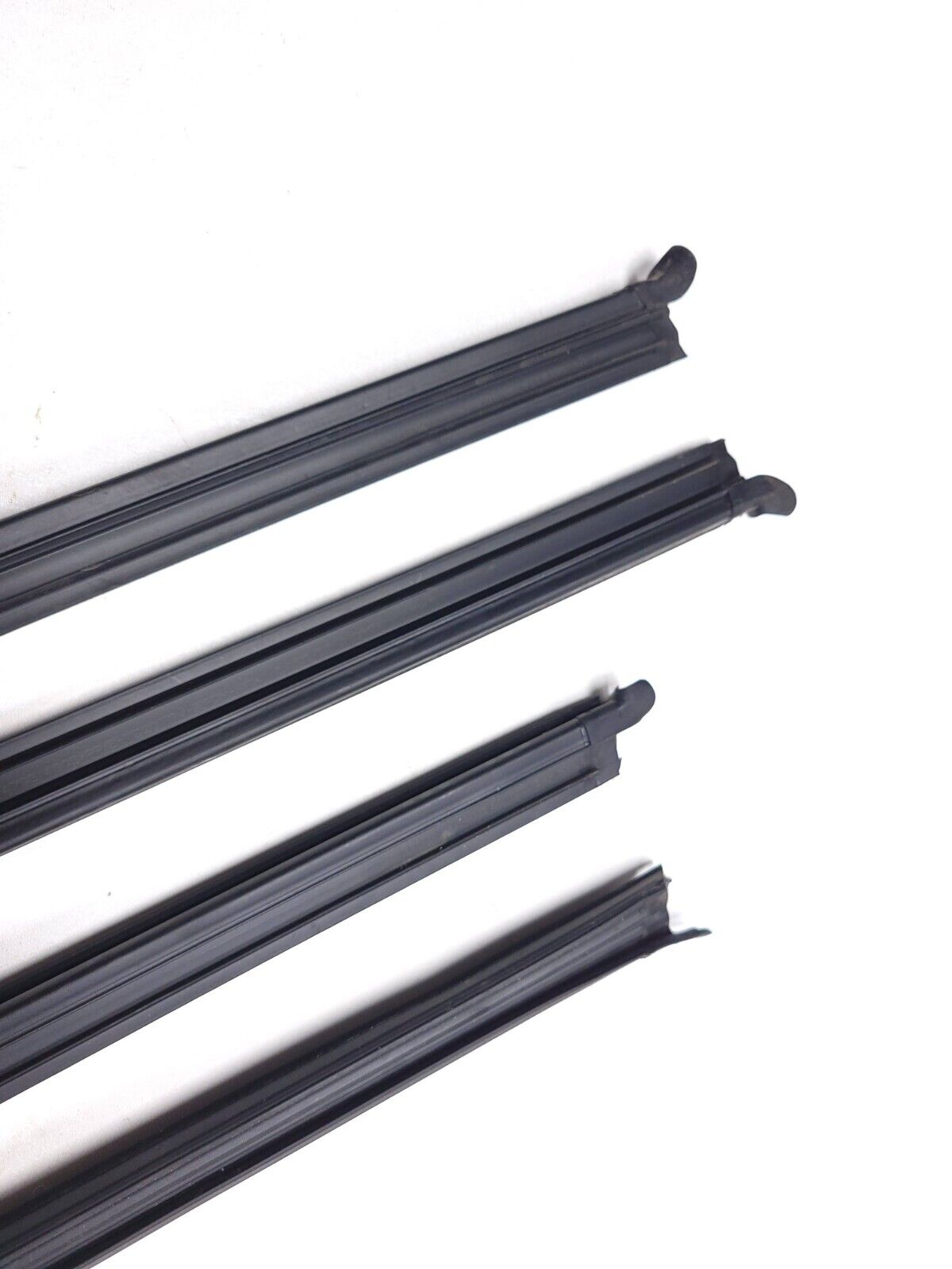 12-19 Volkswagen Passat B7 Door Window Inner Weatherstrip Seal 4pcs OEM