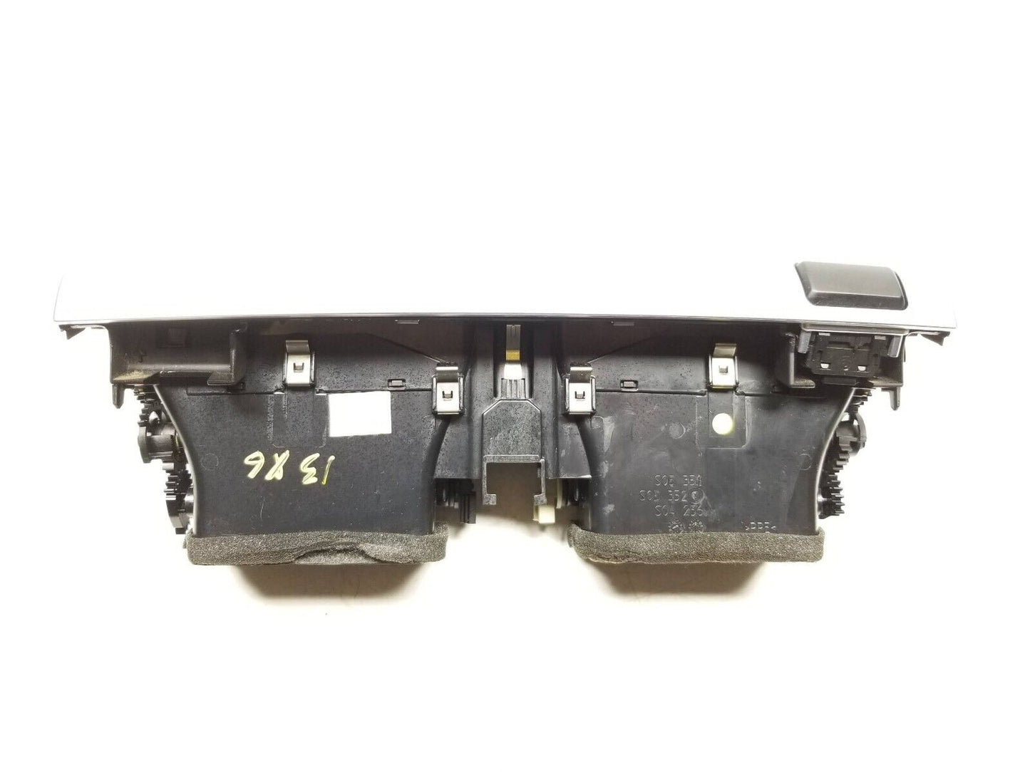 07 08 09 10 11 12 13 BMW X6 Dash Center AC Heater Air Vent OEM