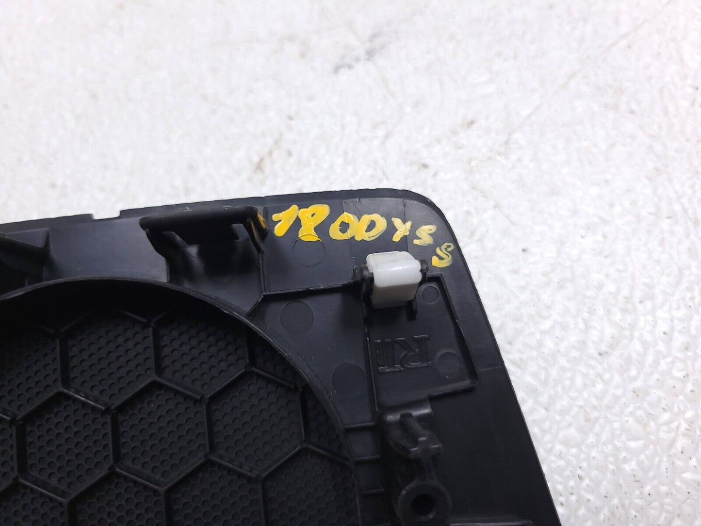 18 19 20 21 22 Honda Odyssey Dash Dashboard Center Speaker Grille Cover OEM