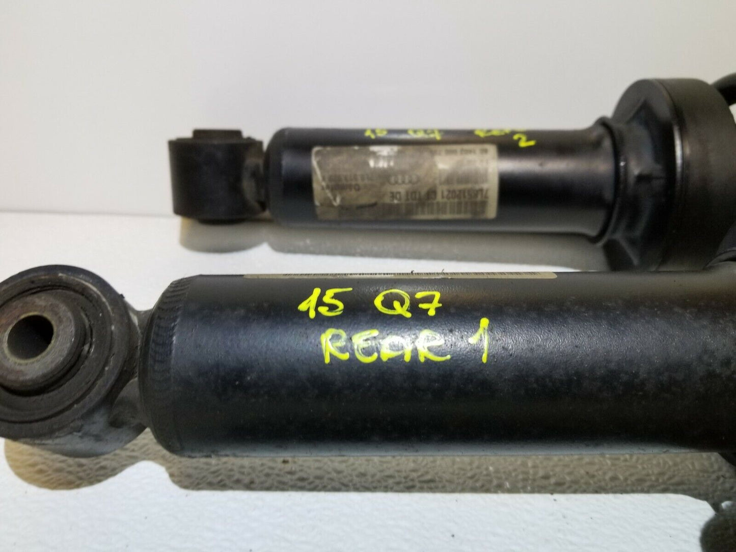13 14 15  Audi Q7 3.0l Rear Shock Strut Absorber Pair OEM 87k Miles