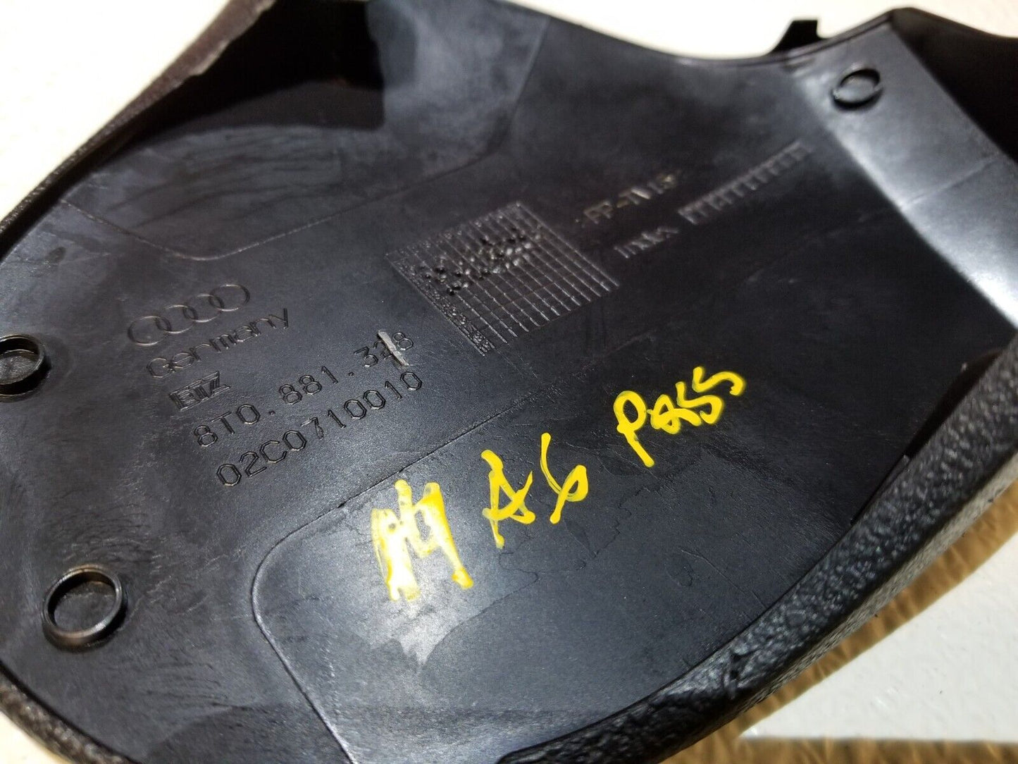 12 13 14 15 Audi A6  Front Right Passenger Side Seat Inner Cover Trim 2pcs OEM