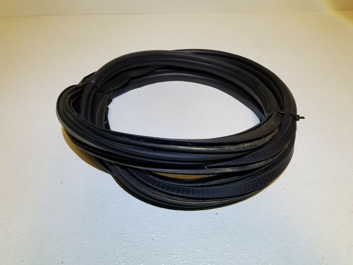 11 12 13 14 15  Audi Q7 Rear Trunk Weatherstrip Seal OEM 87k Miles