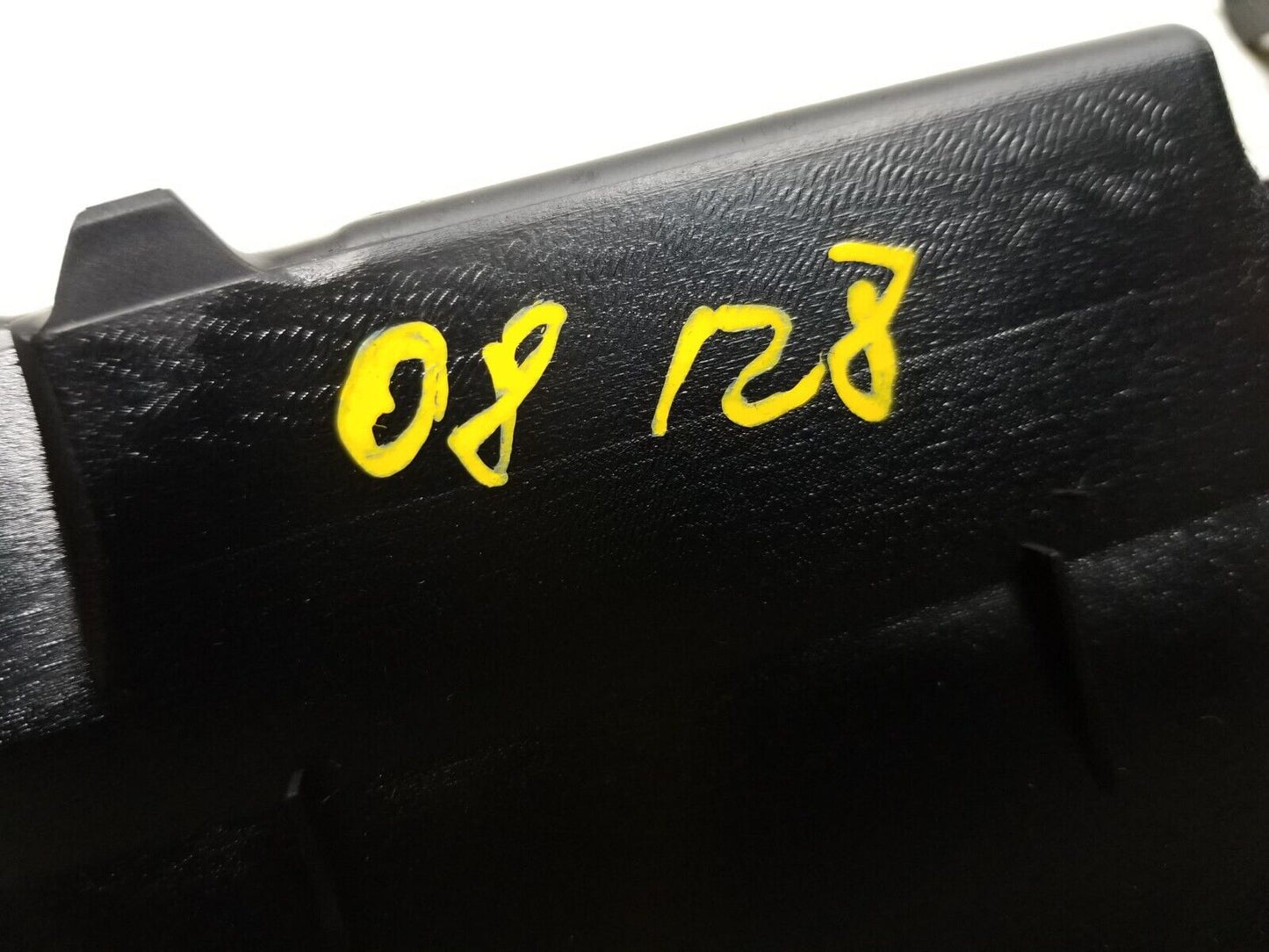 08 09 10 11 12 13 BMW 128i Steering Column Upper Leather Trim Cover 9121731  OEM