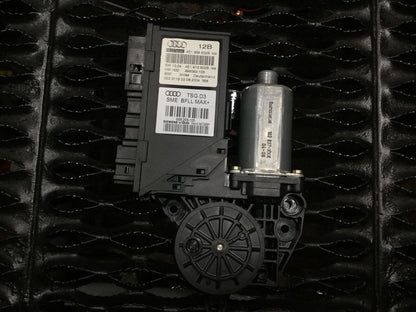 03 04 05 06 07 Audi A8 Front Right Passenger Door Window Motor OEM