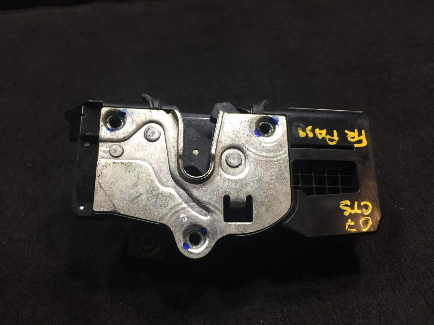 03 04 05 06 07 Cadillac CTS Front Right Pass Door Lock Latch Actuator OEM