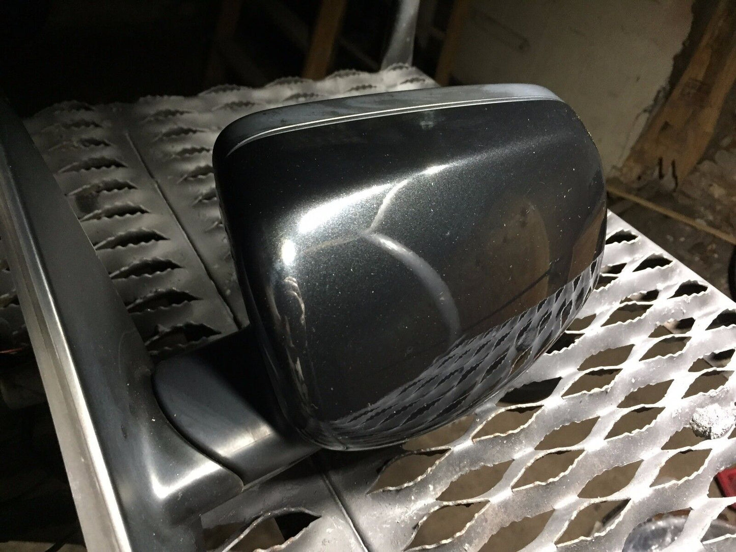 07 08 09 BMW E60 528ix Front Left Driver Door Side View Mirror OEM