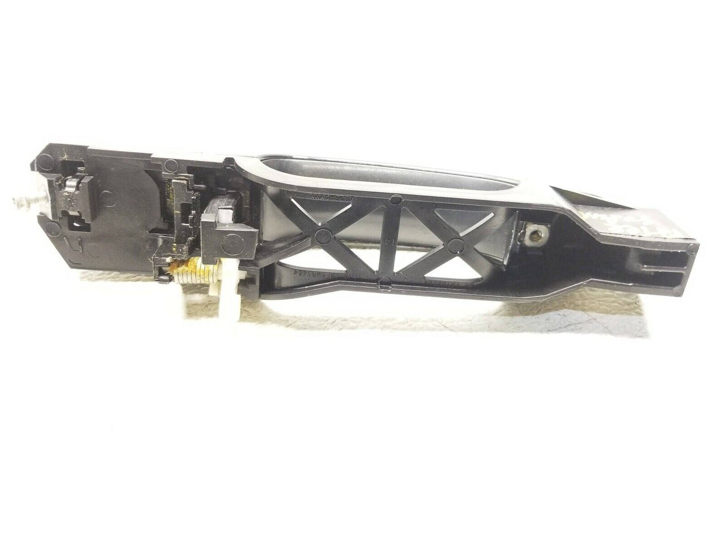 14 15 16 17 GMC Terrain Front Right Pass Exterior Door Handle OEM 14k Miles