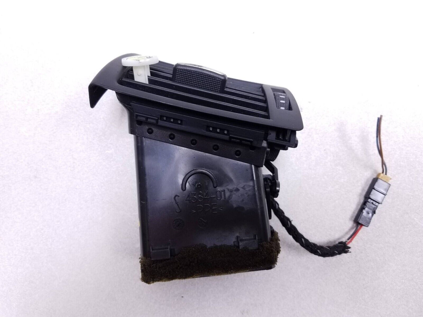 06 07 08 09 Audi A4 Dash Air Vent Front Right Passenger Side OEM