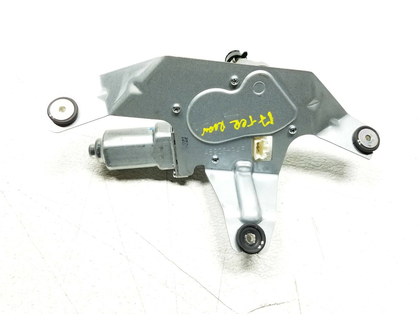 14 15 16 17 GMC Terrain Rear Wiper Motor OEM 14k Miles