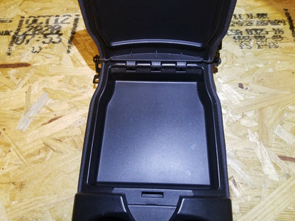 05 06 07 Volvo S40 Rear Seat Armrest W/ Cup Holder OEM