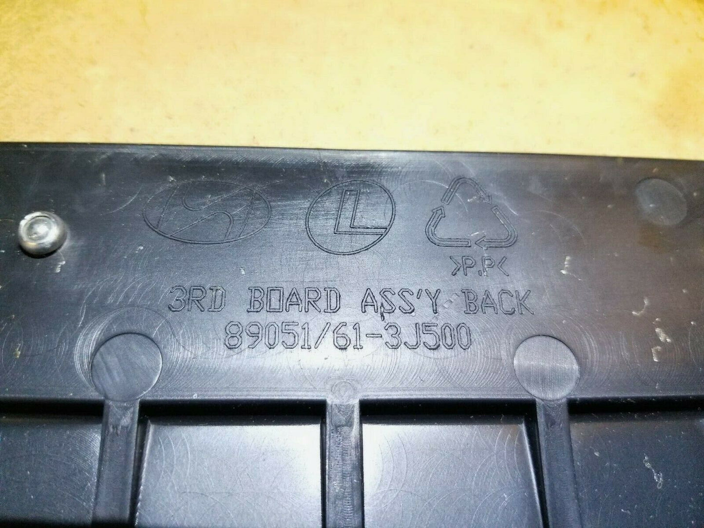 07 08 09 10 11 12 Veracruz 3rd Third Row Left Driver Seat Back Trim Panel OEM