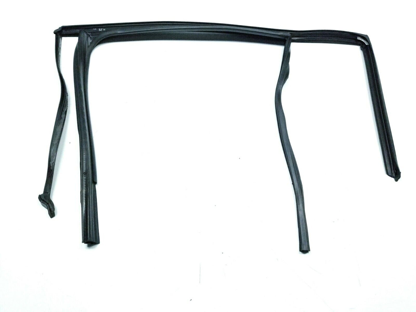 09 11 12 13 14 15 16 17 VW Tiguan Rear Right Pass Window Weatherstrip Seal OEM