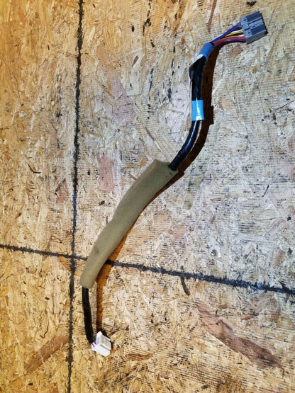 08 09 10 Scion Xb Ipod Wire Harness Connector Plug End Pigtail End OEM