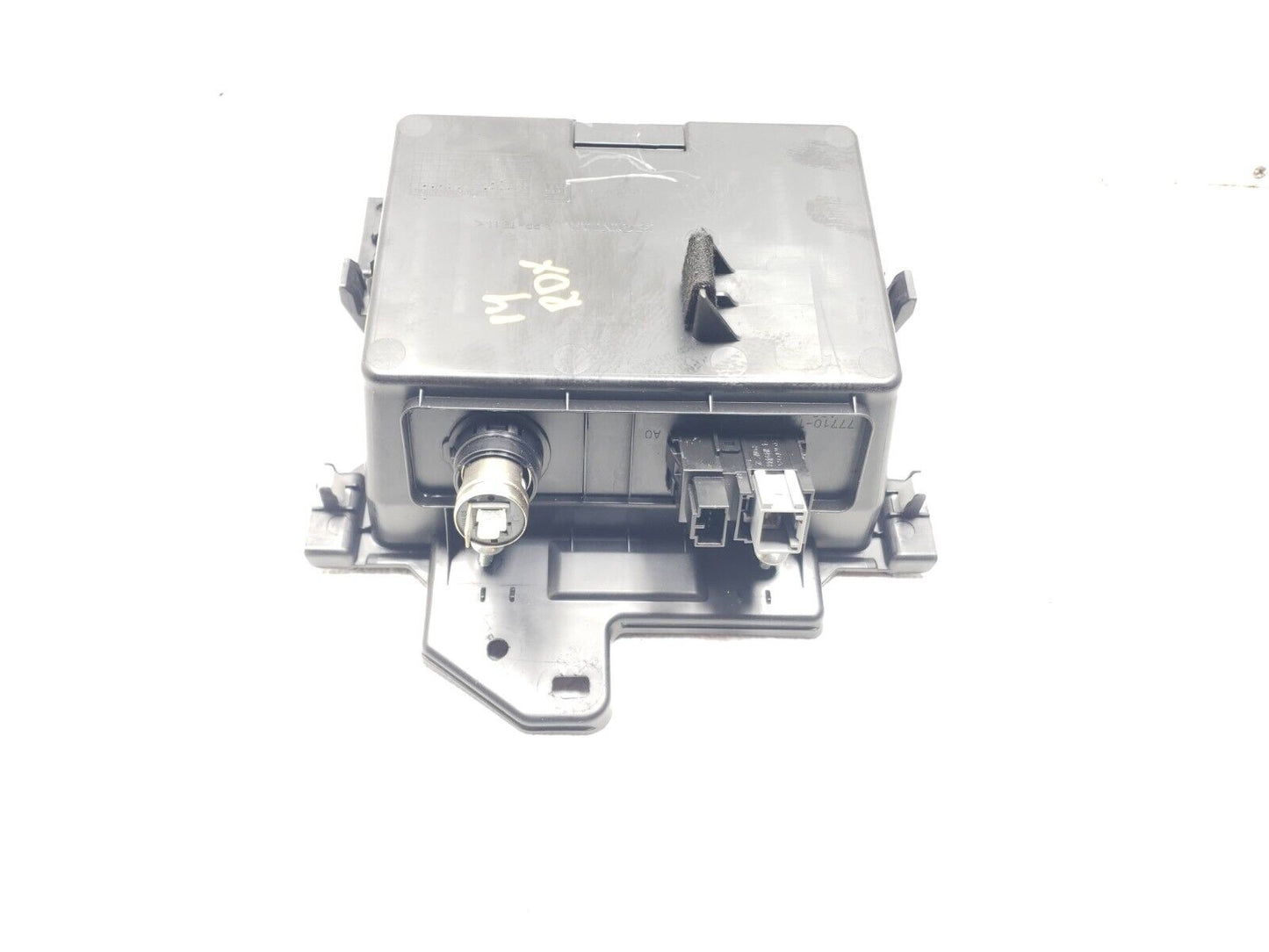 13 14 15 Acura RDX Console Storage Box Power Outlet Aux Usb 12v OEM 80k Miles