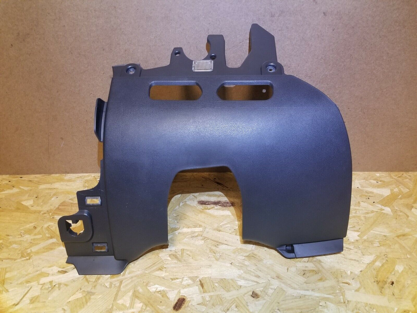 05 06 07 Volvo S40 Front Left Driver Dash Lower Cover Knee Panel OEM