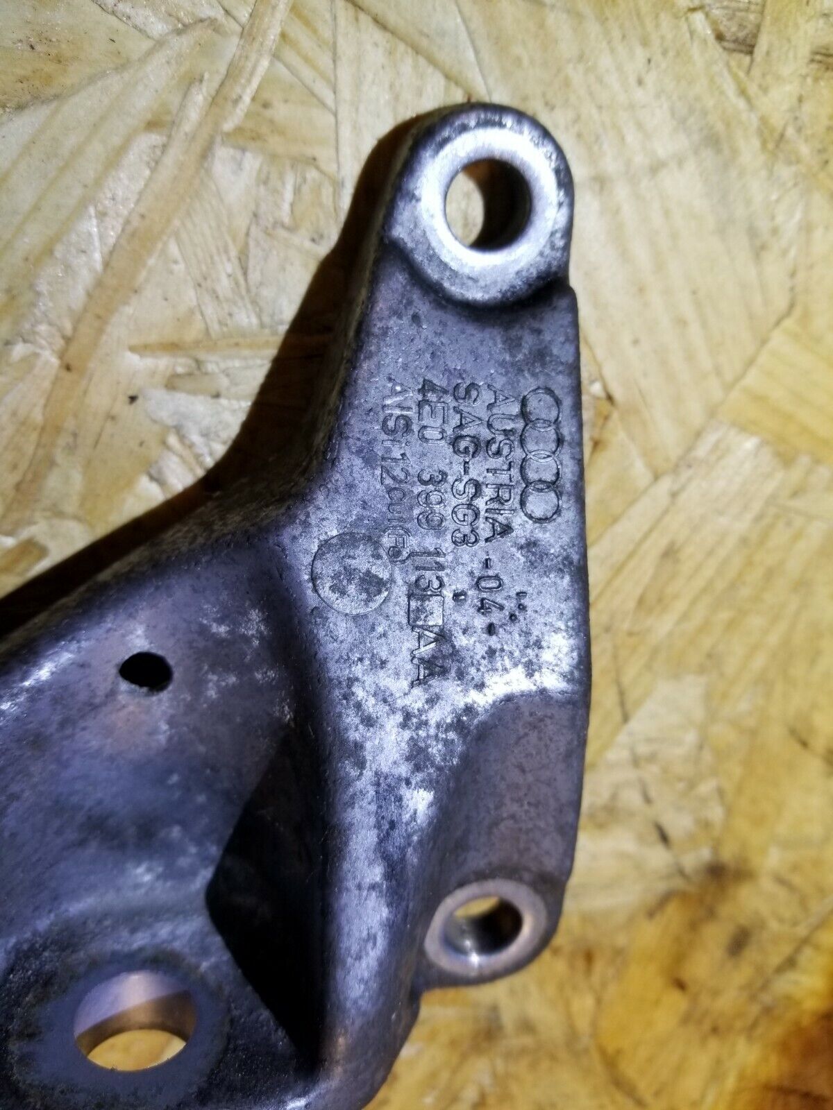 04 05 06 07 Audi A8 4.2l Automatic Transmission Mount Bracket 4pcs OEM