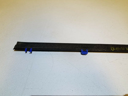13 14 15 Honda Civic Sdn Rear Right Pass Door Window Belt Seal Molding OEM 89k