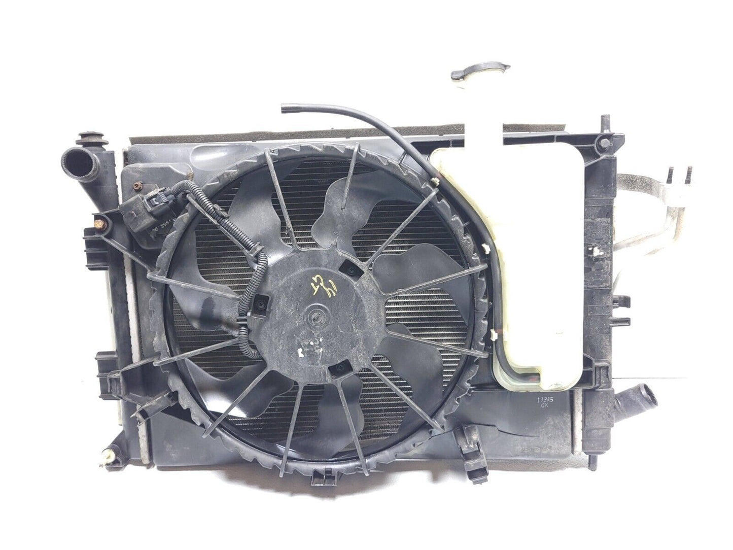 14 15 16 17 Hyundai Elantra Gt Radiator Condenser Fan & Shroud OEM  Manual Trans