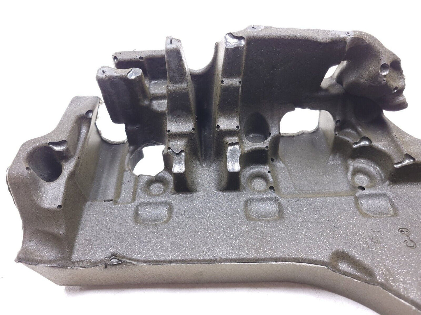 18 19 20 21 Chevrolet Equinox 1.5l Engine Motor Top Cover Insulator Pad Foam OEM