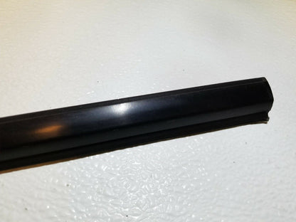 13 14 15 16 Nissan Versa Sdn Rear Right Pass Door Window Belt Seal Molding OEM