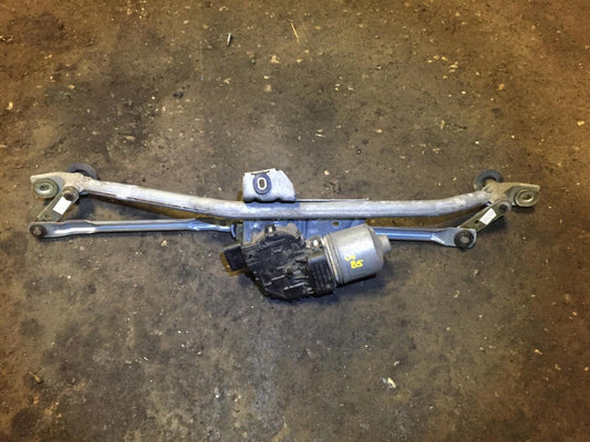 02 03 04 05 Volkswagen Passat Windshield Wiper Motor Transmission OEM D23
