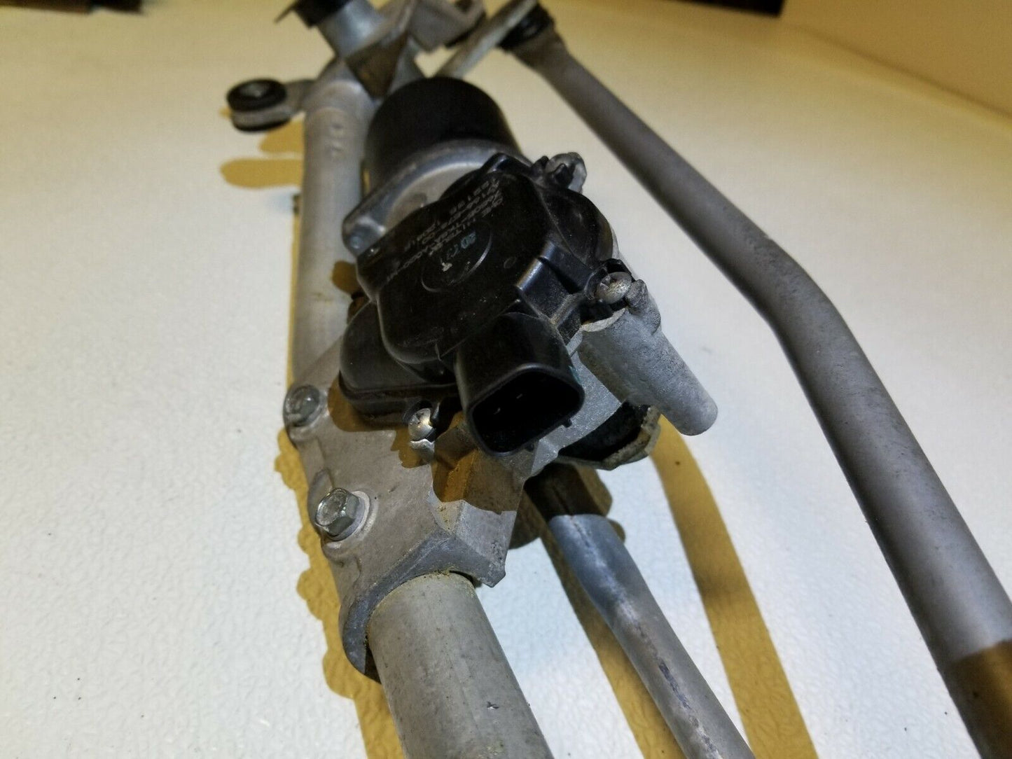 11 12 13 14 15 16 17 Honda Odyssey Windshield Wiper Motor W/ Linkage OEM