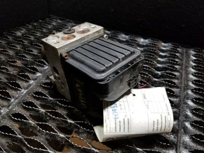 01 2001 Infiniti I30 ABS Anti Lock Brake W/ Module Pump OEM #128