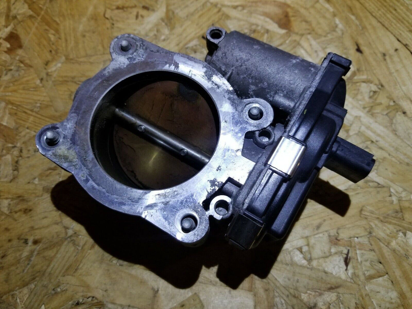 15 16 17 Chevrolet Equinox 2.4l Throttle Body OEM 24k