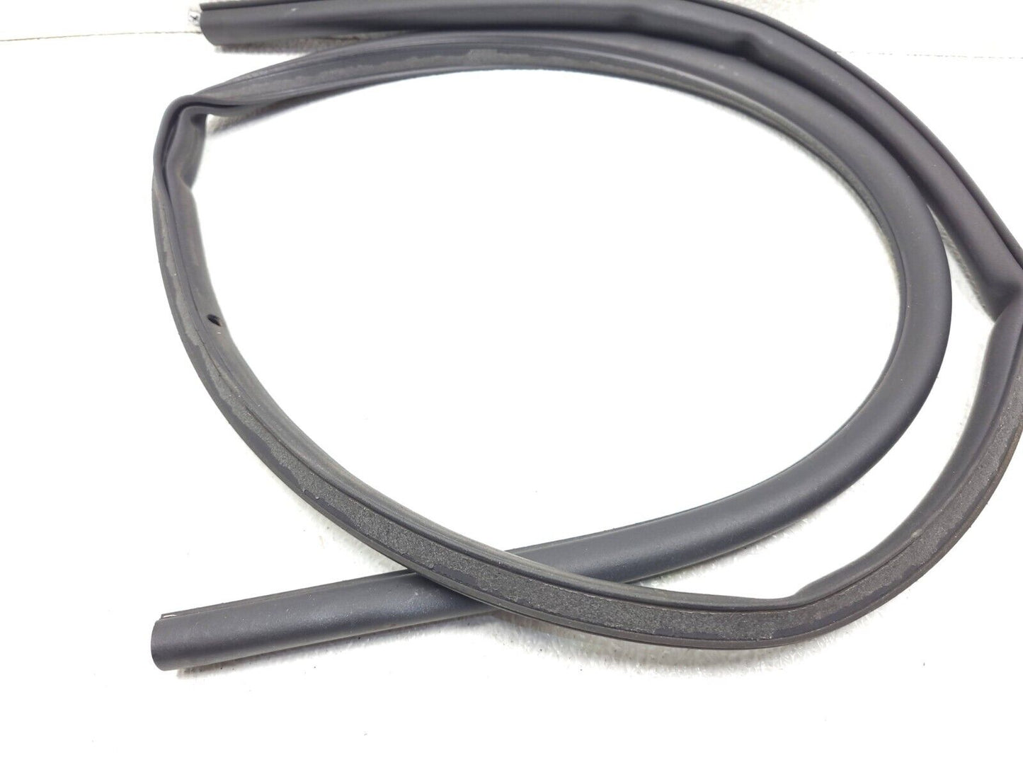 09 10 11 12 Volkswagen Cc Door Weatherstrip Seal Rear Right Passenger Side OEM