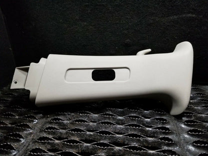 05 06 07 Dodge Magnum Left Driver Side B Pillar Upper Trim Cover OEM