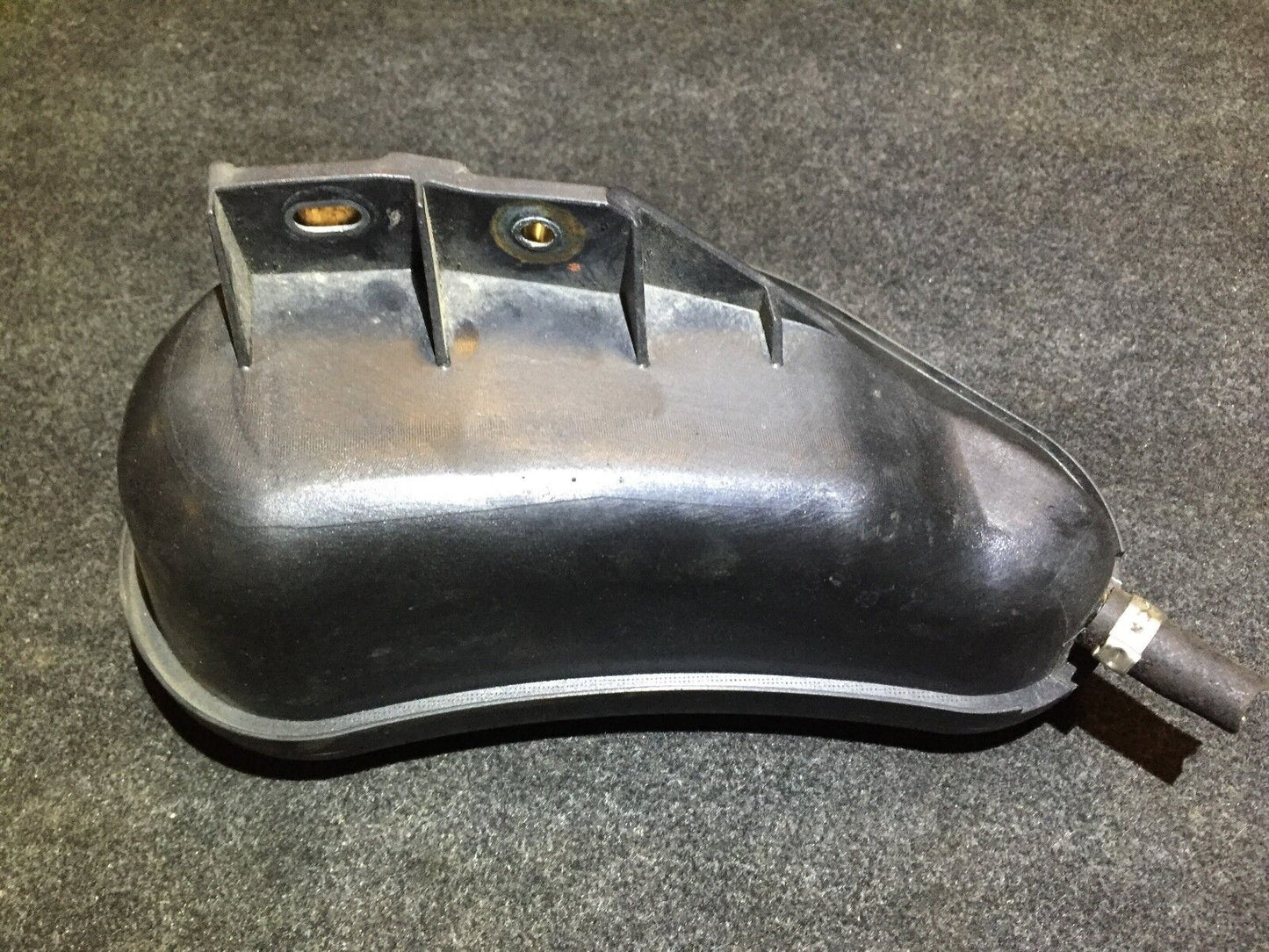 04 05 06 Audi A4  B6 Convertible Vacuum Accumulator Tank Reservoir OEM