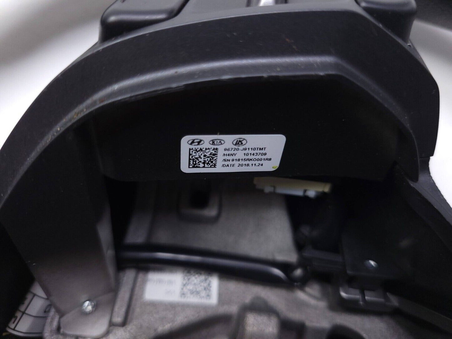 18-21 Hyundai Kona Steering Wheel OEM 29k Miles