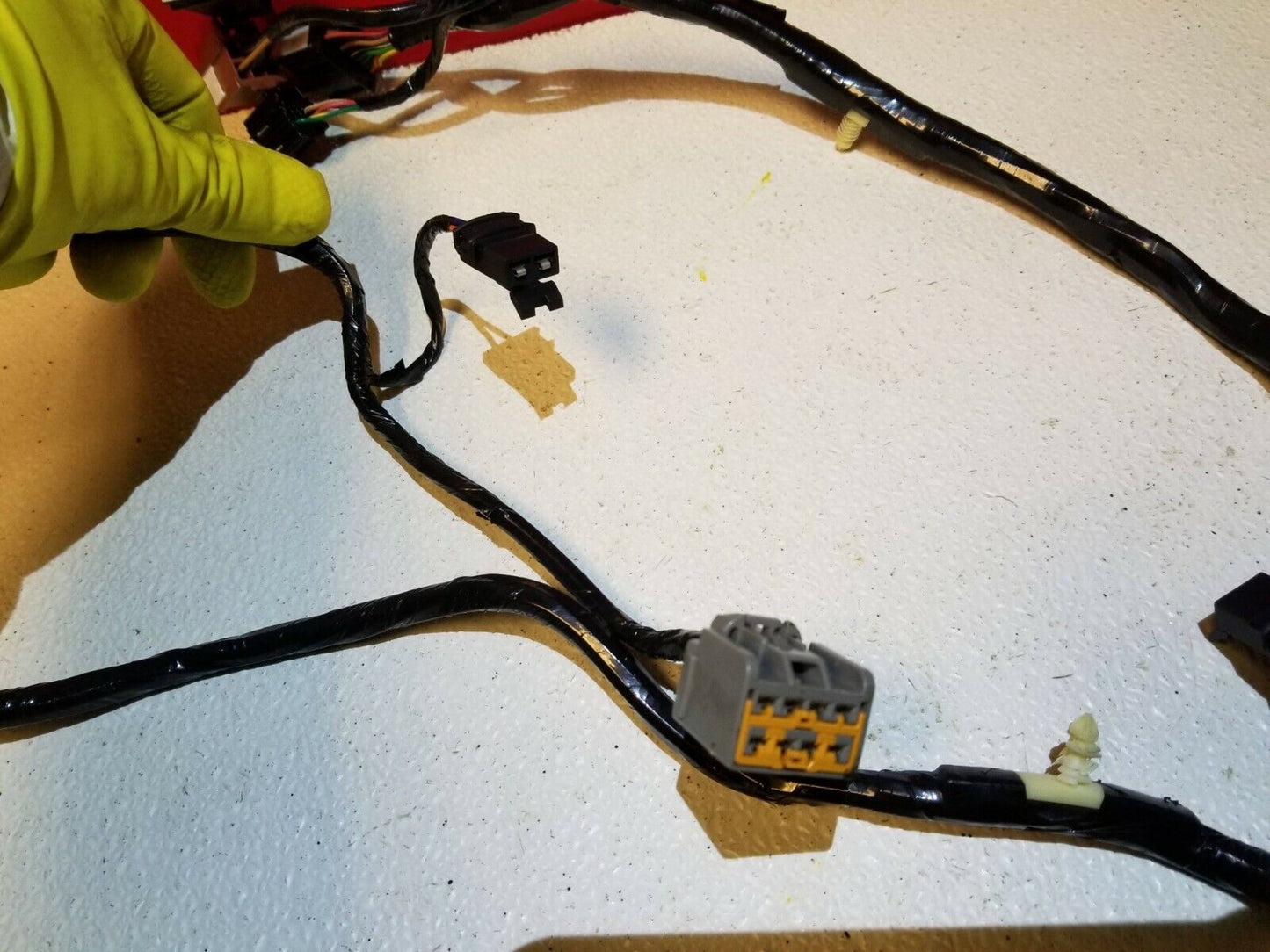 07 08 09 10 11 Cadillac DTS Rear Seat Wire Harness OEM