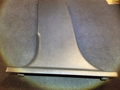 05 06 07 08 Audi A6 C6 Left Lower B-pillar Molding Trim 4f0867239 OEM