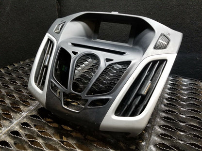 13 14 2013 2014 Ford Focus Dash Bezel Radio Temp Climate Control Bezel OEM #113