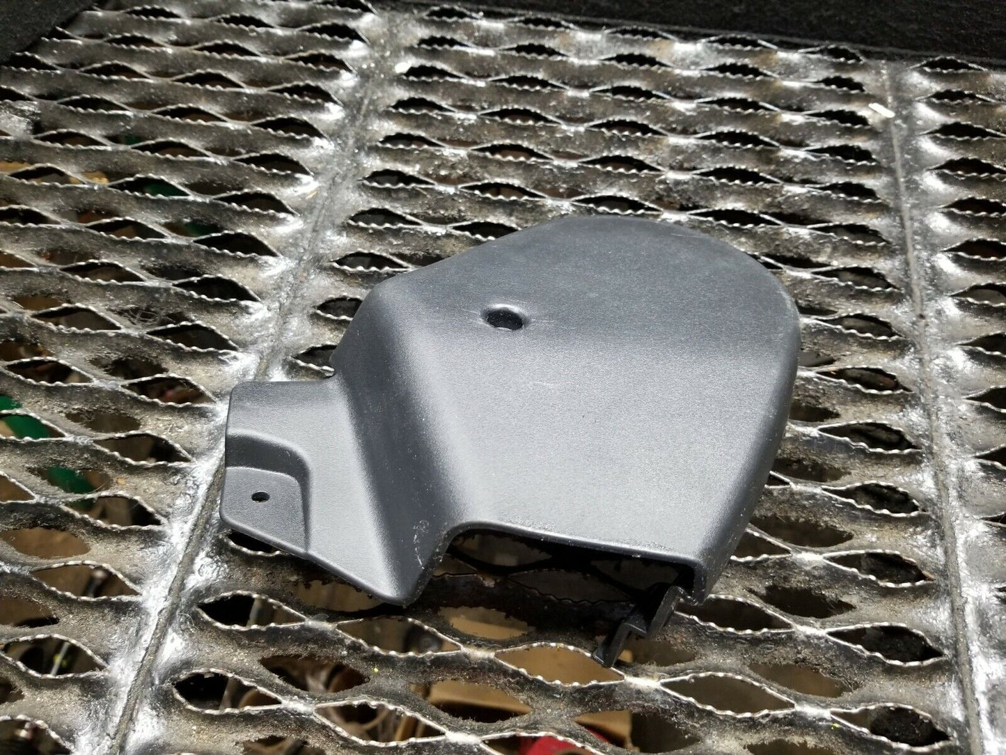 16 17 Dodge Challenger SRT Scat Front Right Pass Seat Trim Cover Bezel OEM 12k